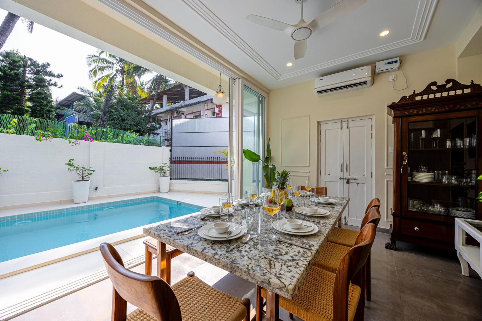 Elivaas 4 Bhk Villa Near Beach With Private Pool & Bar - Casa Boa Vida Candolim Eksteriør billede