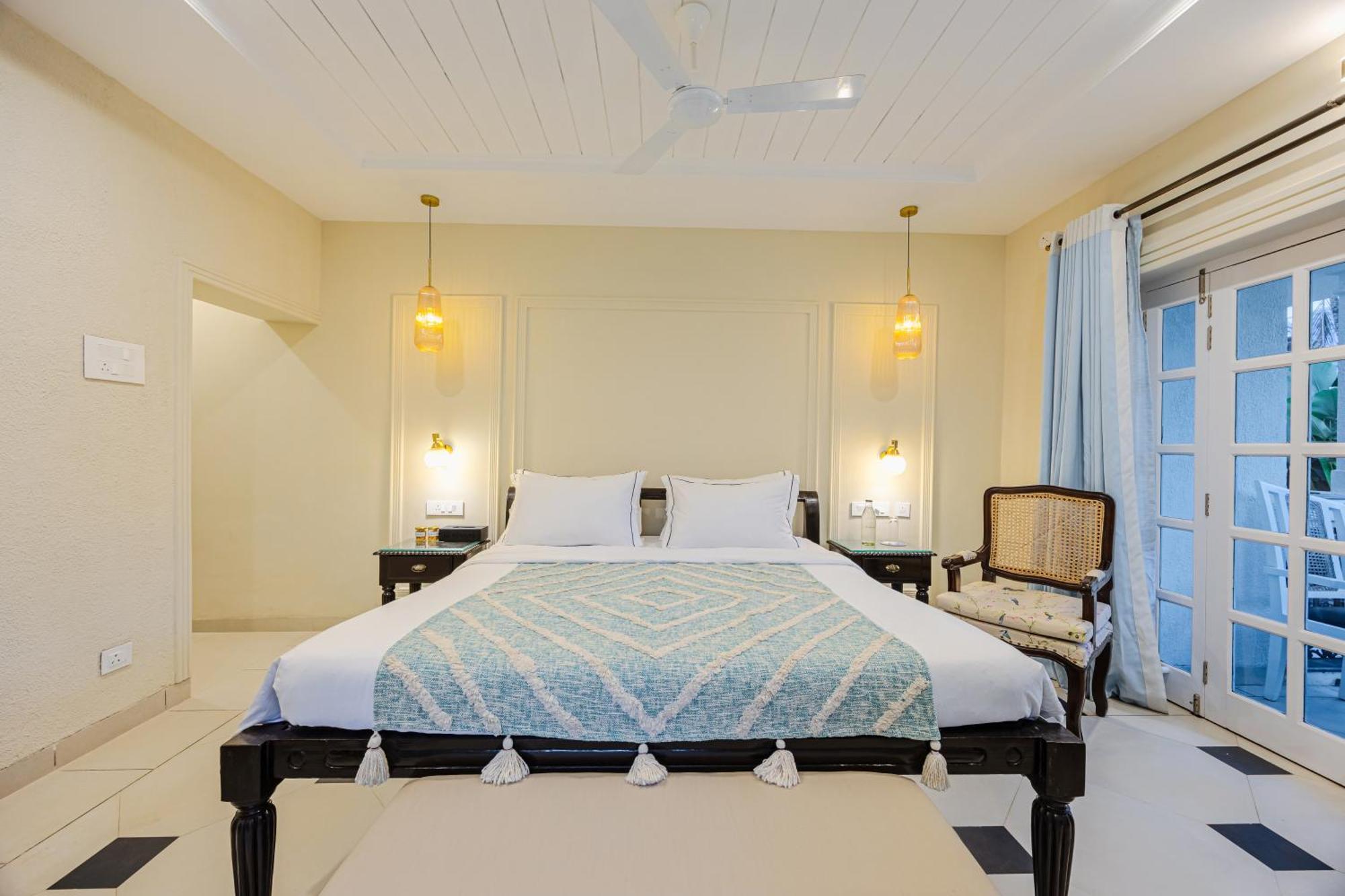 Elivaas 4 Bhk Villa Near Beach With Private Pool & Bar - Casa Boa Vida Candolim Eksteriør billede