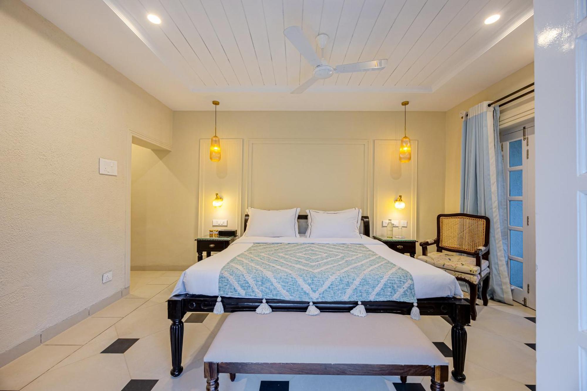Elivaas 4 Bhk Villa Near Beach With Private Pool & Bar - Casa Boa Vida Candolim Eksteriør billede