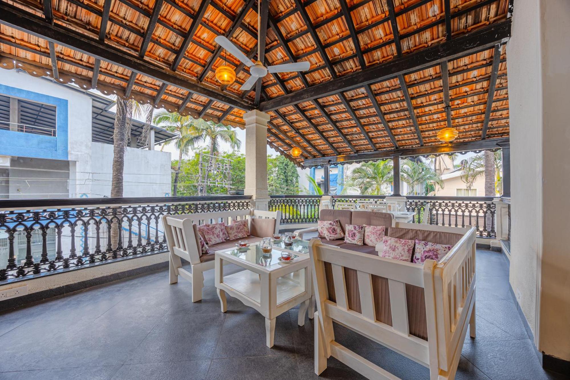 Elivaas 4 Bhk Villa Near Beach With Private Pool & Bar - Casa Boa Vida Candolim Eksteriør billede