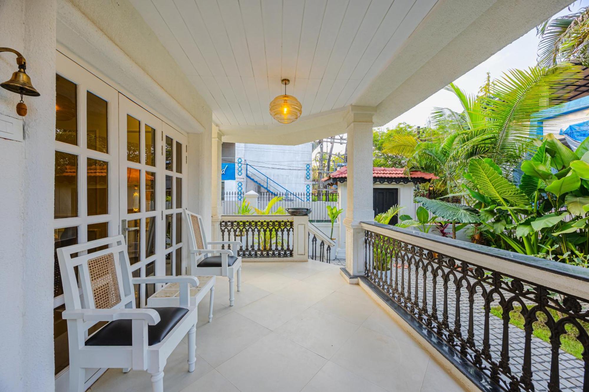 Elivaas 4 Bhk Villa Near Beach With Private Pool & Bar - Casa Boa Vida Candolim Eksteriør billede