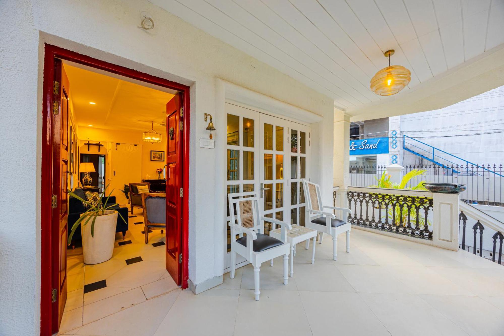 Elivaas 4 Bhk Villa Near Beach With Private Pool & Bar - Casa Boa Vida Candolim Eksteriør billede