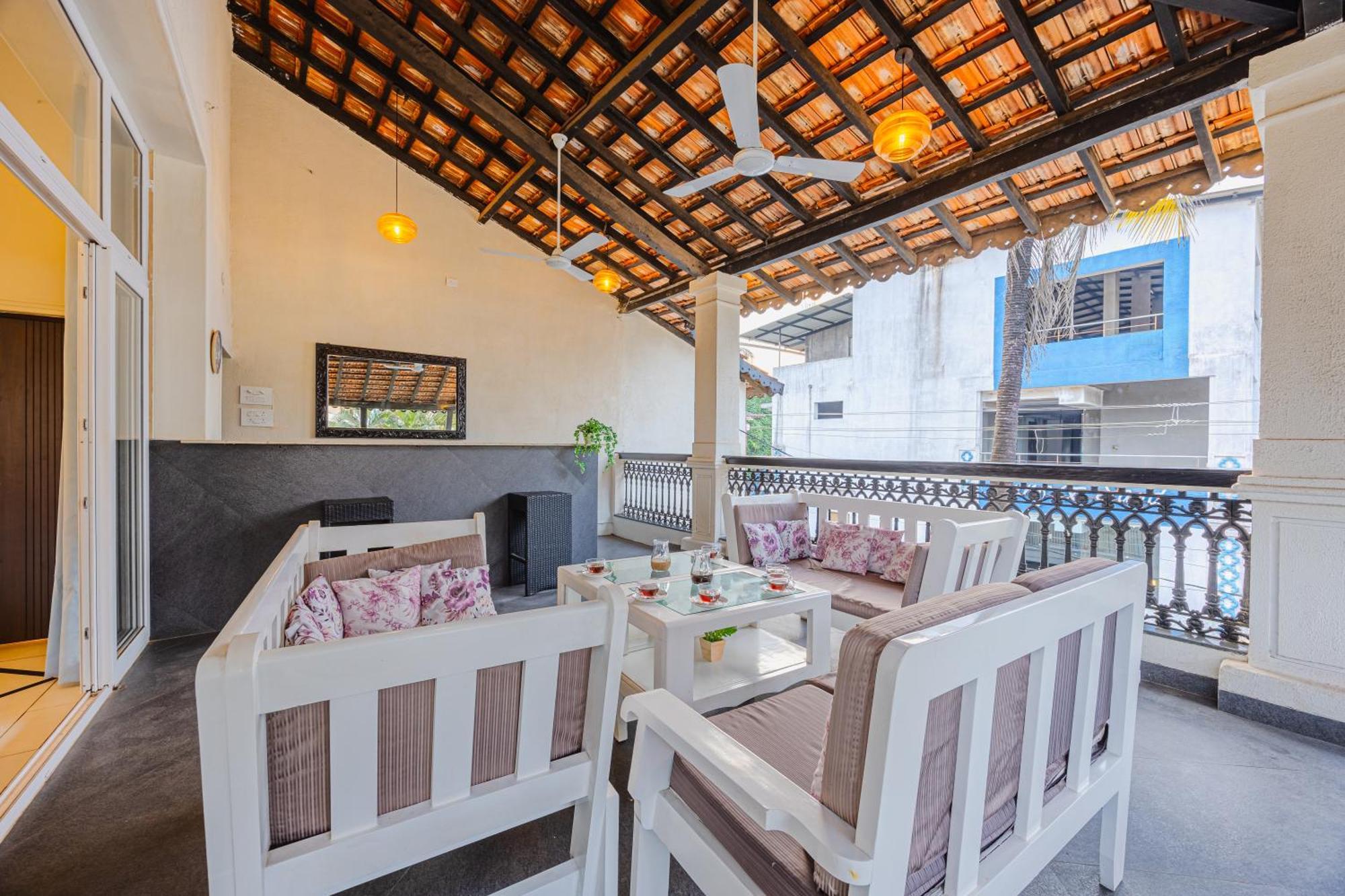Elivaas 4 Bhk Villa Near Beach With Private Pool & Bar - Casa Boa Vida Candolim Eksteriør billede
