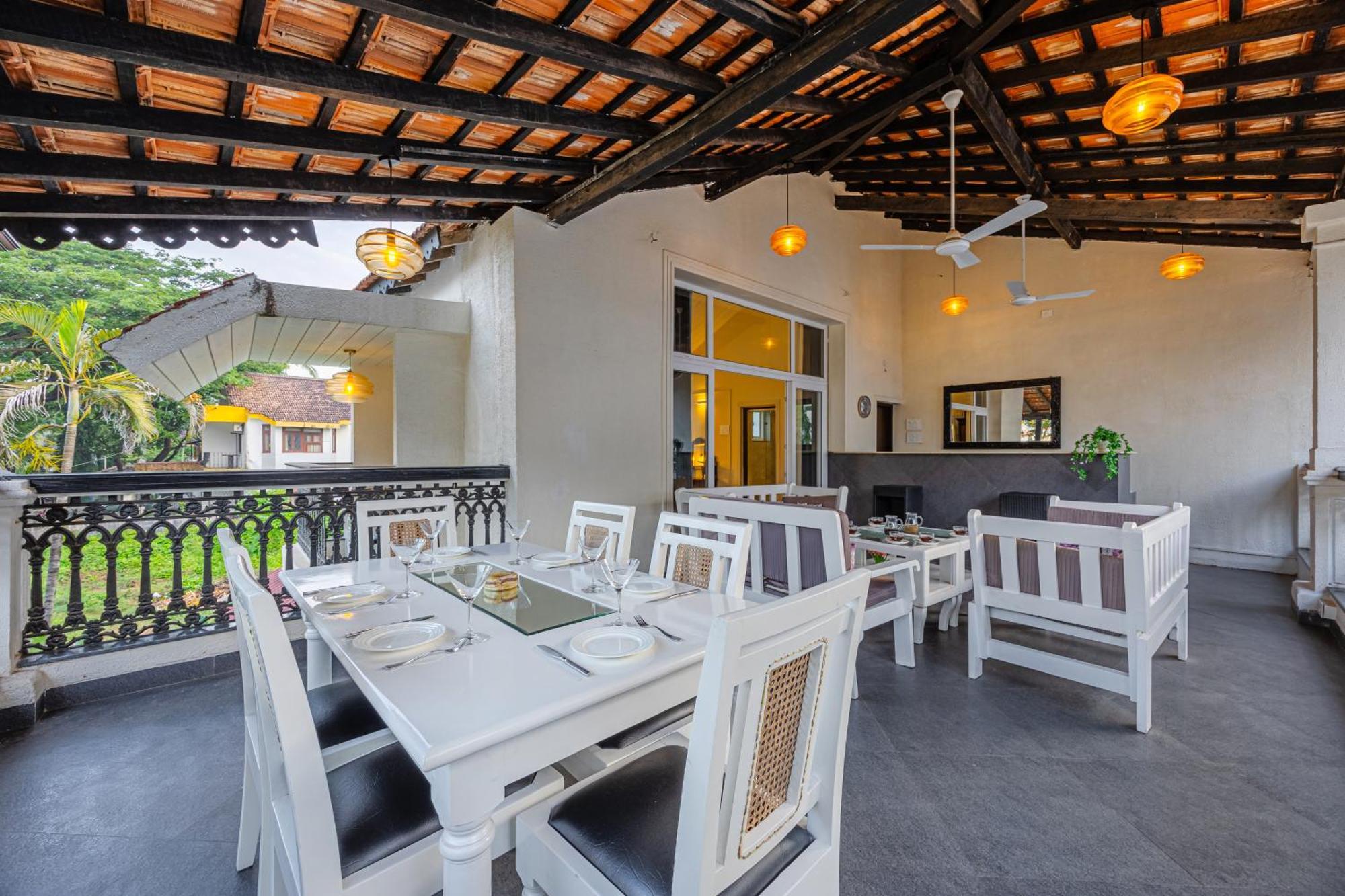 Elivaas 4 Bhk Villa Near Beach With Private Pool & Bar - Casa Boa Vida Candolim Eksteriør billede