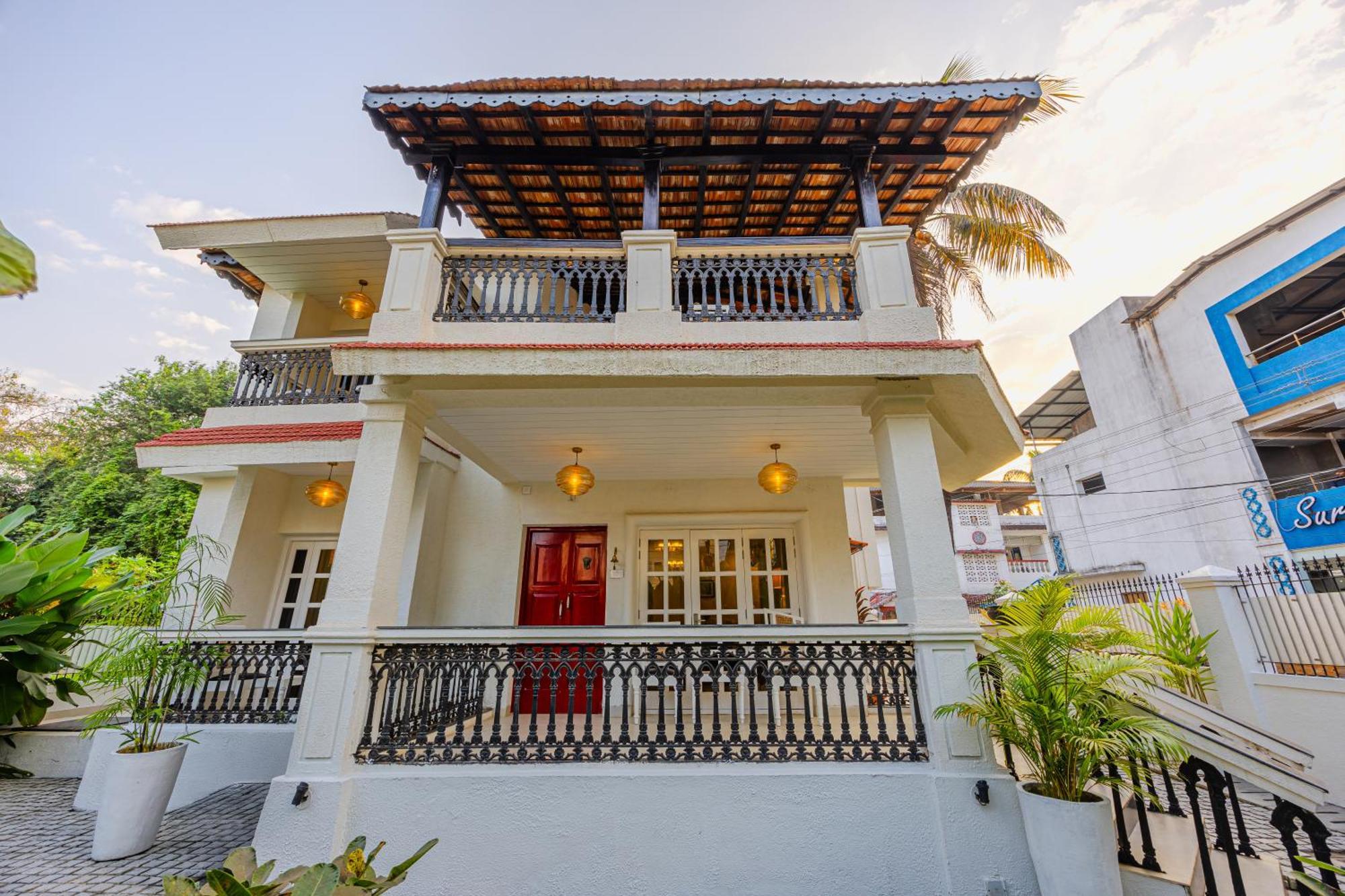 Elivaas 4 Bhk Villa Near Beach With Private Pool & Bar - Casa Boa Vida Candolim Eksteriør billede